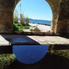 Au pied du Baou