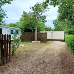 Charmant Bungalow à Saint-Pierre-d'Oléron avec Jardin