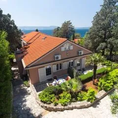 Villa Stefi (30m from the sea)
