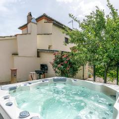 Beautiful Home In Barberino Del Mugello With Jacuzzi, Wifi And 2 Bedrooms