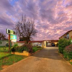 Forest Lodge Motor Inn & Restaurant