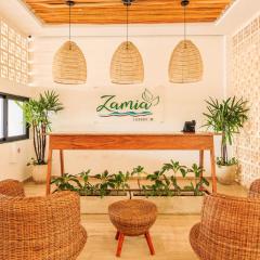 Chic Condotel with Roof Pool 10-Min Walk to Beach