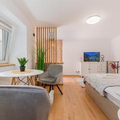 Sun x Mountains - Strada Sforii