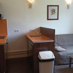 Appartement T3 dans Château avec Piscine et Sauna à Jausiers, 6 pers, Terrasse et Balcon - FR-1-165B-4