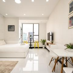 Chau Apartments - Infinity pool- Ben Thanh