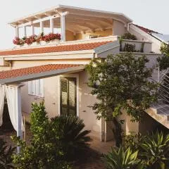 Michelino House