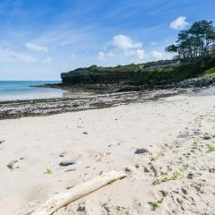 Cae'r Borth- private beach