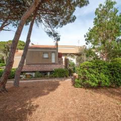 1 Bedroom Awesome Apartment In Stintino
