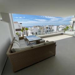Modern 2 beds apartment in Alcaidesa