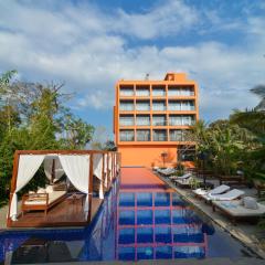 SinQ Party Hotel - No Male Stags Allowed