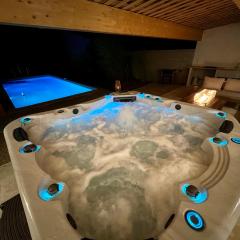 Studio avec jacuzzi et piscine