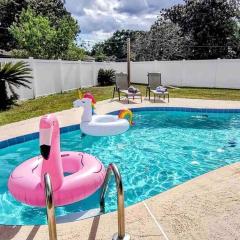 The Flamingo*4bed*pool*jacuzzi*foosball