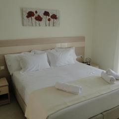 Chrysanthe's Apartments No2