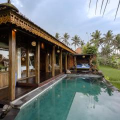 Airsania Ubud Antique Villas