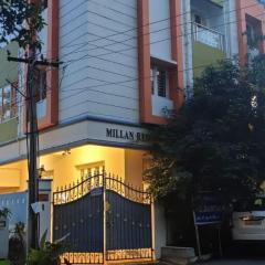 Pleasant one room with cooking space