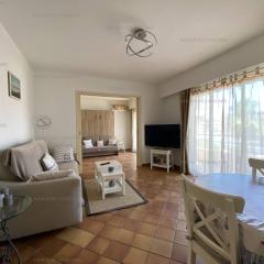 Bel appartement T3 climatisé, centre Cavalaire, proche plages et commerces - FR-1-100-273