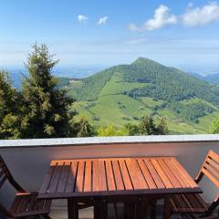 Panorama1200A, in the Heart of the San Fermo Hills