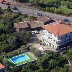 Cozy Etna Apartment with Pool