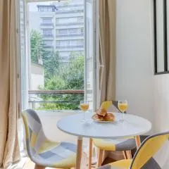 New and quiet 1 Bdr Flat in the Heart of Paris 12
