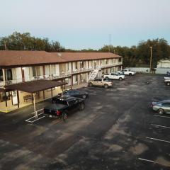 Executive Inn