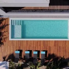luxury Villa One Way
