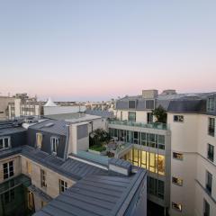 Avenue Champs Elysées - Magnifique F1/F2