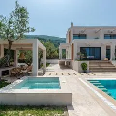 Delight Luxury Villa - Contemporary Elegance & Tranquility, by ZanteWize