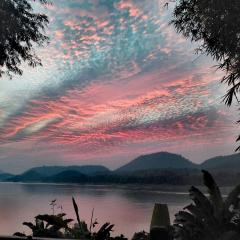 On The Mekong Resort