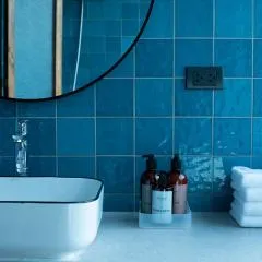 ความแตกต่างจากเว็บเอเย่นต์