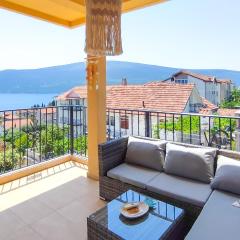 Stanislava Seaview Residence