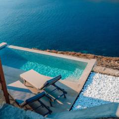 Ble Kythnos Suites