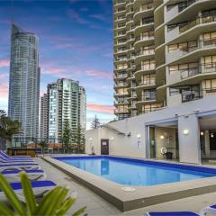 Beachside Apartment in the Heart of Surfers Paradise - B2