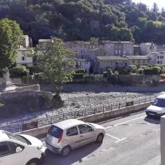 charmant studio équipé au cœur du village