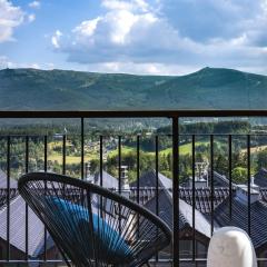 Słoneczny apartament z widokiem na góry