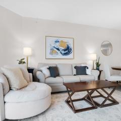 Palms Resort #1405 Jr 2BR