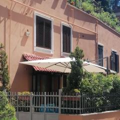 Posillipo praticamente sul mare!