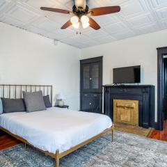 Historic Loft 5 minutes to downtown