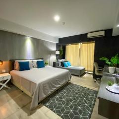 Lavenderbnb Room 8 at Mataram City