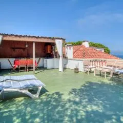 Apart con terraza y vistas al mar