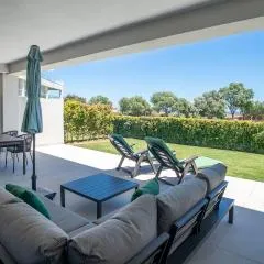 Emerald Green 2380 Golf & beach