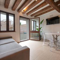 Venice Campo del Ghetto Novo - Lovely apartment with canal view
