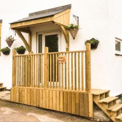 Rabbits Warren, 2 Single Bed Holiday Let in The Forest of Dean