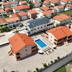 Apartments Villa Lucky