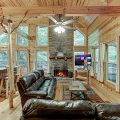 Amazing 4 Bed Family Cabin w Game Room