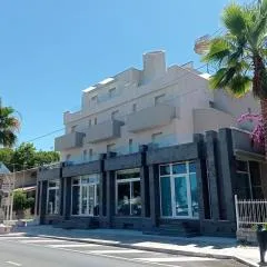 Hotel Alb's