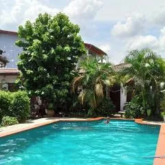 빌라 시사바드 게스트하우스 (Villa Sisavad Guesthouse)