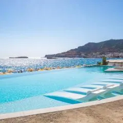 Konstantinos Palace