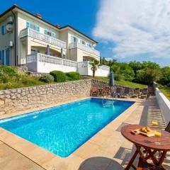 Holiday Home Albertina-2 by Interhome