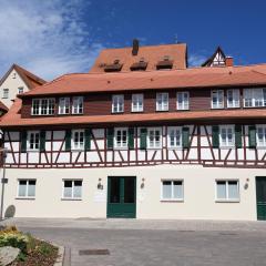 Das schiefe Haus- Wohnung "Nibelungen"