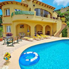 Nieto - holiday home with private swimming pool in Benitachell